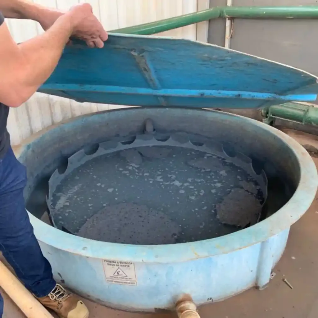 Estudantes do curso de Engenharia realizam visita técnica à Companhia Hering e exploram soluções para o tratamento de esgoto (7).opti