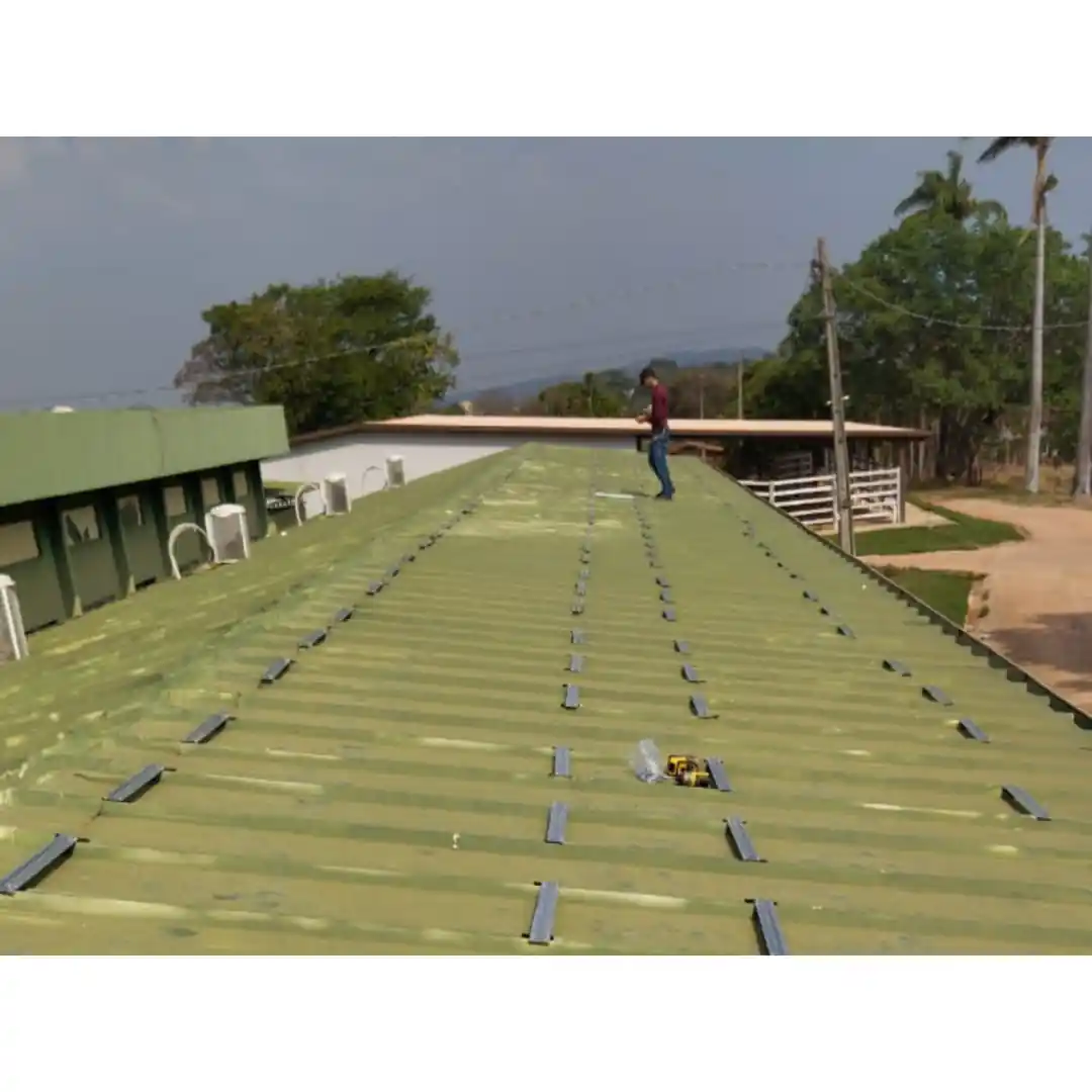 UniBRASILIA de Goias investe em sustentabilidade com a instalacao de paineis solares na Fazenda Escola 2.opti  - UniBRAS de Montes Belos investe em sustentabilidade com a instalação de painéis solares na Fazenda Escola