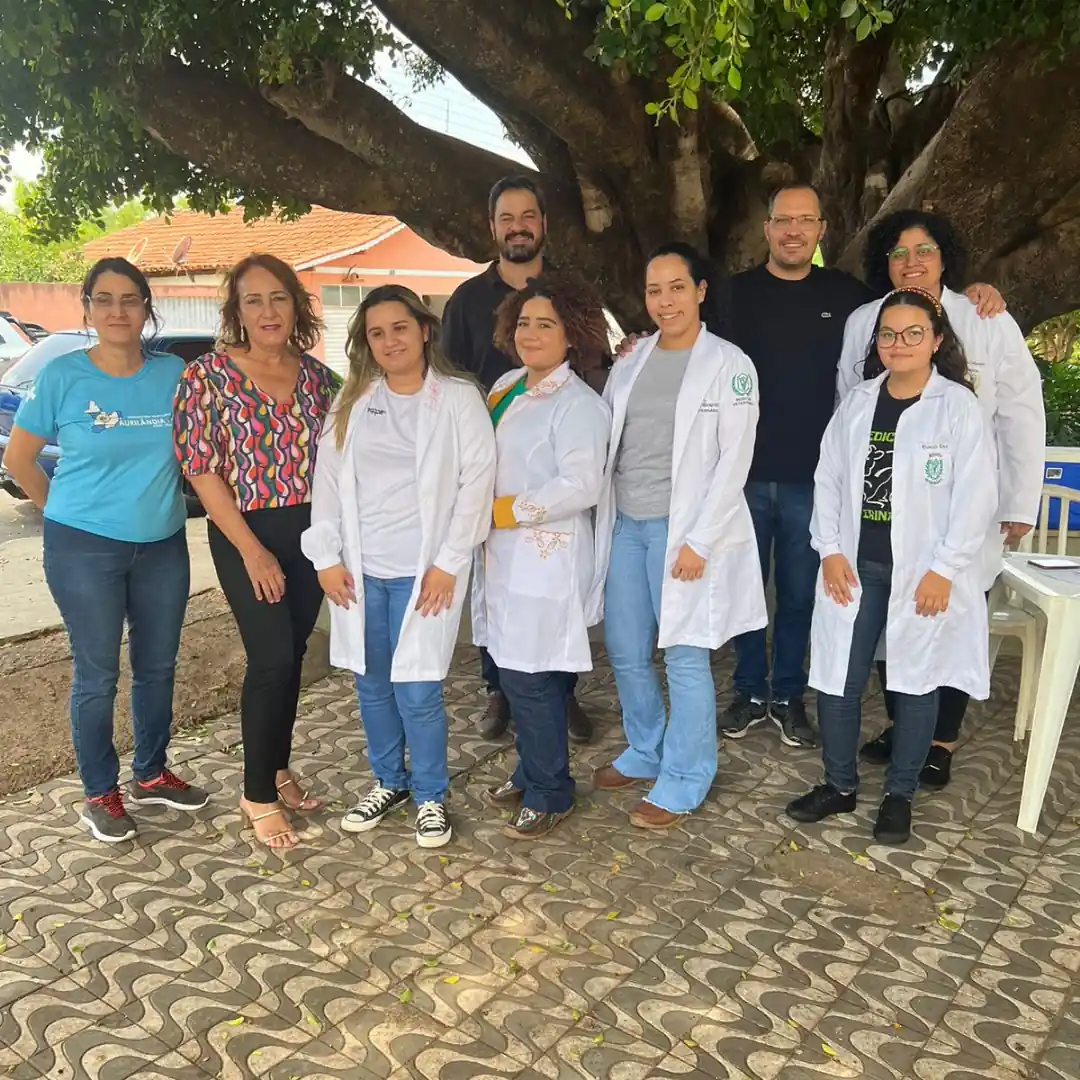 Universitarios de Medicina Veterinaria e UniBRASILIA de Goias promovem campanha de vacinacao em Aurilandia 7.opti  - Universitários de Medicina Veterinária e UniBRAS de Montes Belos promovem campanha de vacinação em Aurilândia